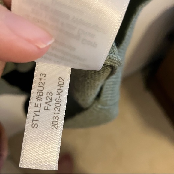 J.Crew Factory Cotton Half-Zip Sweater in Heathered Green Medium - Picture 10 of 12